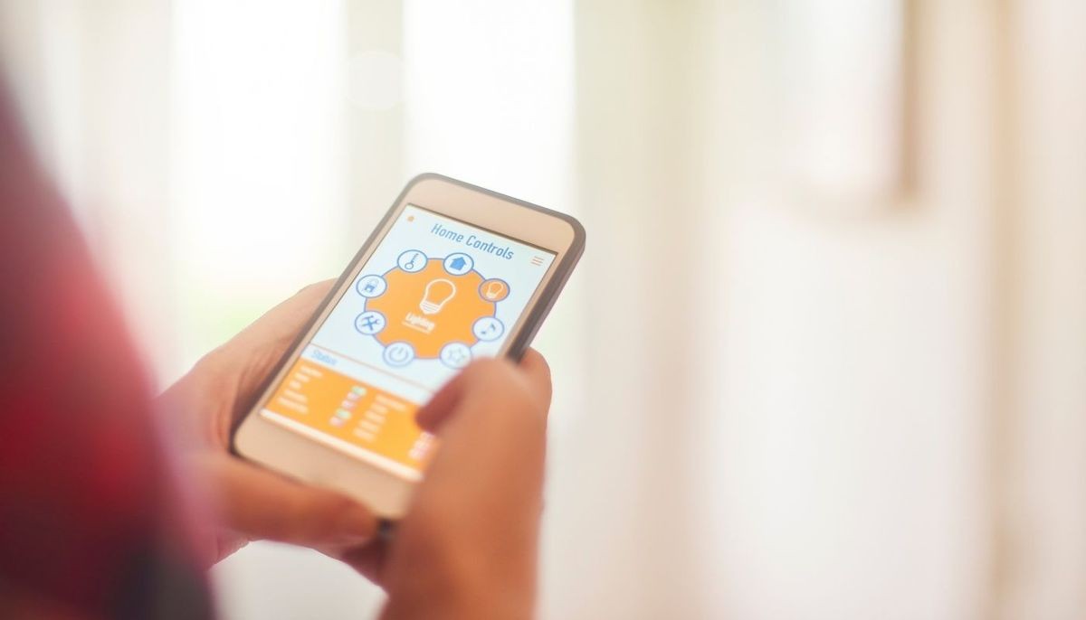 Smart Home Lighting: What Is It and How Does It Work?