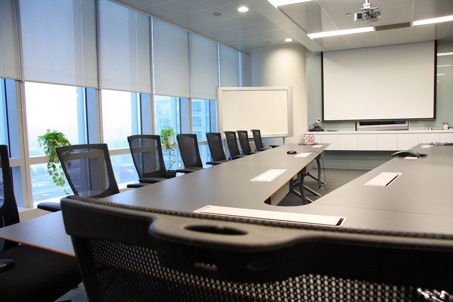 3 Signs Your Boardroom AV Is Stuck in the Past