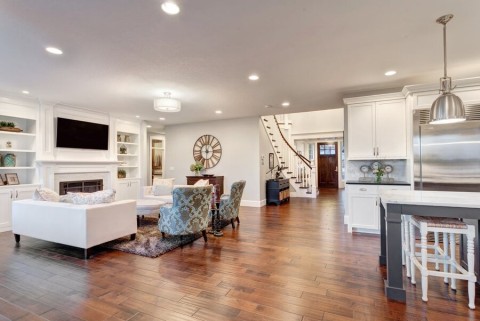 simplify-life-at-home-with-a-smart-home-technology-system