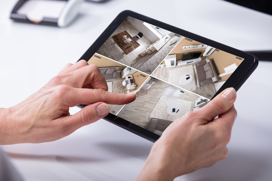 smart-security-cameras-blend-style-safet_20250812-222310_1